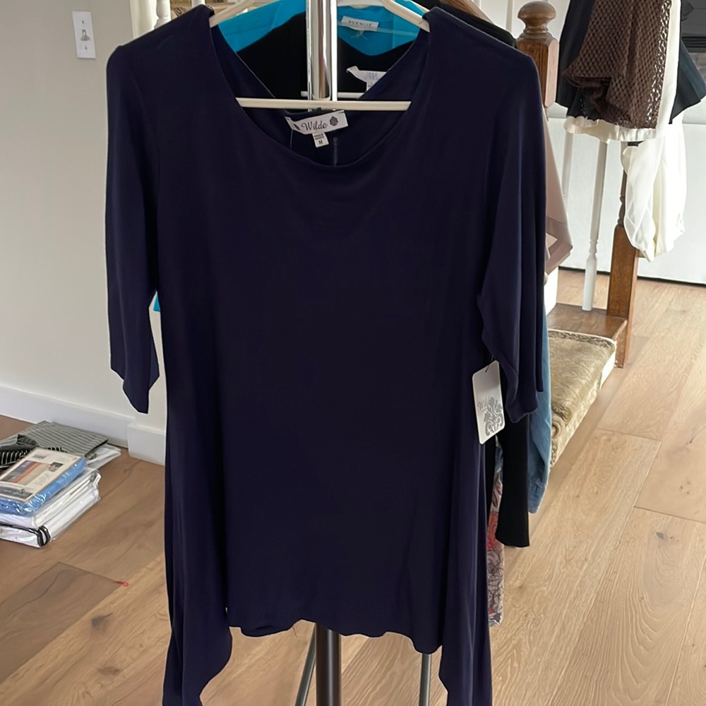 Navy blue top